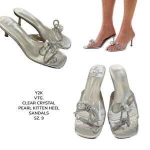 Y2K VTG. SILVER PEARL RHINESTONE CLEAR KITTEN HEEL SANDALS SZ. 9  WILD DIVA